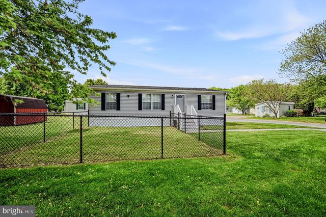 738 CLEAVER FARMS RD, Middletown, DE 19709