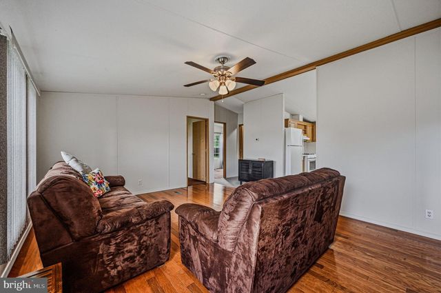 738 CLEAVER FARMS RD, Middletown, DE 19709