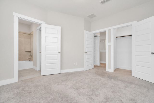 726 Strawberry Pines Court, Houston, TX 77009