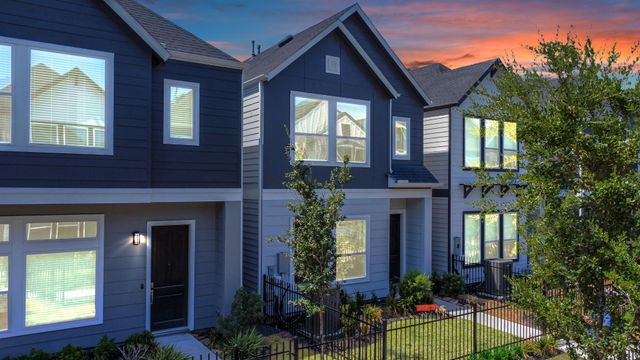 726 Strawberry Pines Court, Houston, TX 77009