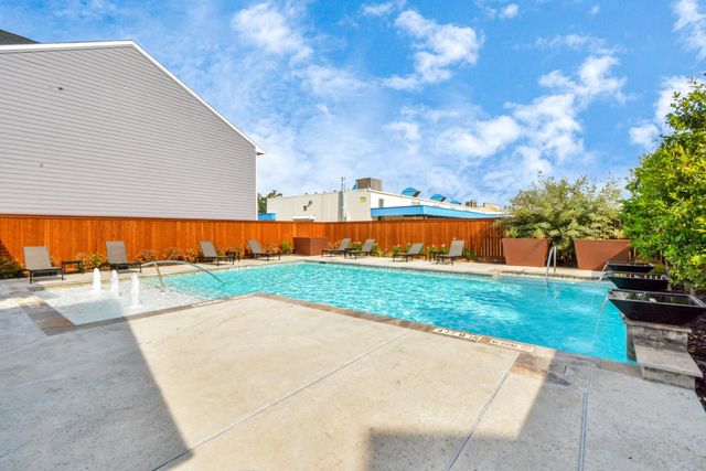 726 Strawberry Pines Court, Houston, TX 77009