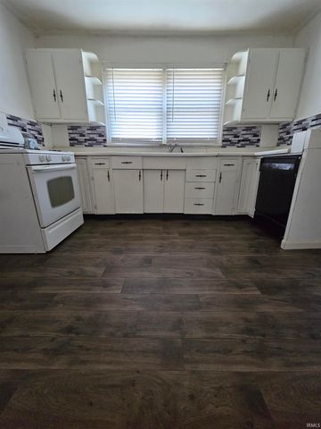 100, 101a-101b Market St. Street, Williamsport, IN 47993