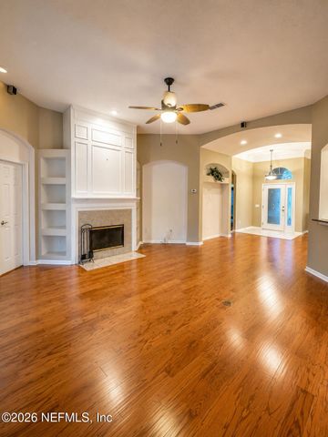 10441 CRESTON GLEN Circle, Jacksonville, FL 32256