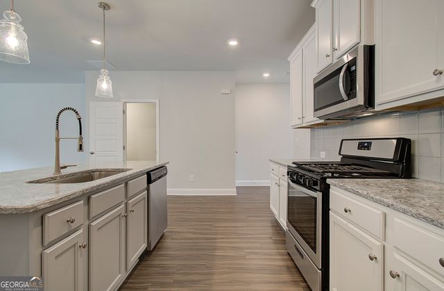 3557 Iron Hearth Bend 109C, Snellville, GA 30039