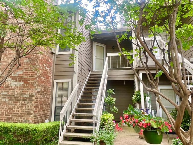 1206 Riverchase Lane 250, Arlington, TX 76011