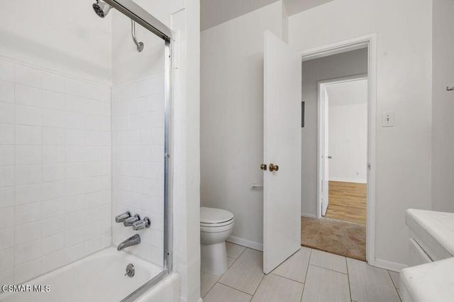 316 Doheny Drive, Beverly Hills, CA 90211