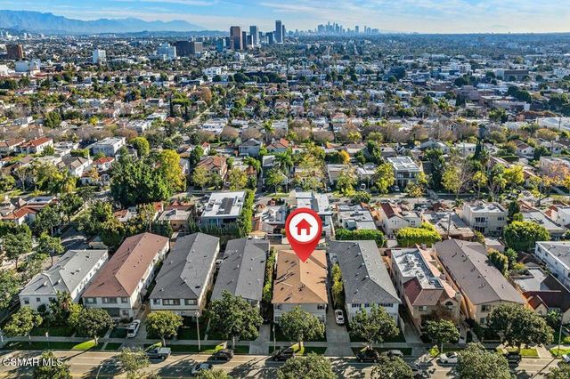 316 Doheny Drive, Beverly Hills, CA 90211