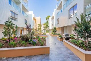 137 S Wilson Avenue 206, Pasadena, CA 91106