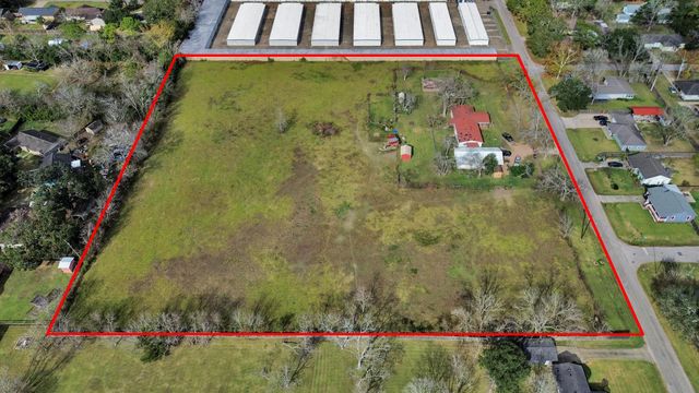 1500 S Durant Street, Alvin, TX 77511