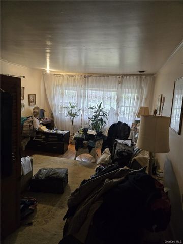 2544 Bayswater Avenue, Far Rockaway, NY 11691