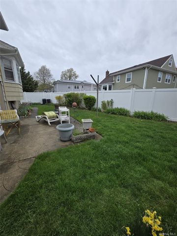 2544 Bayswater Avenue, Far Rockaway, NY 11691