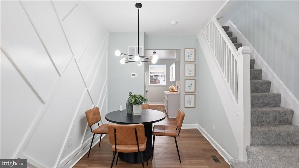 Image 10 of property listing at 502 N ROBINSON ST, Baltimore, MD 21205