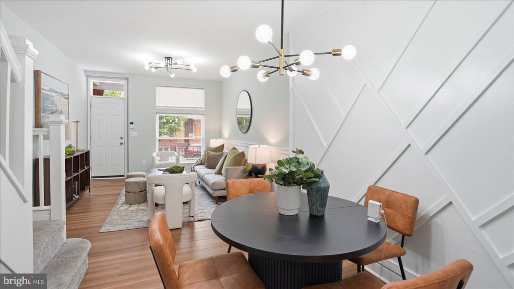 Image 11 of property listing at 502 N ROBINSON ST, Baltimore, MD 21205