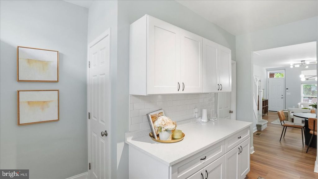 Image 17 of property listing at 502 N ROBINSON ST, Baltimore, MD 21205