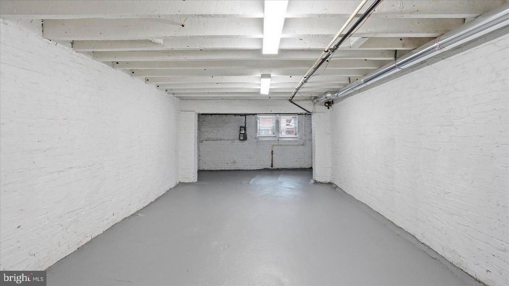 Image 19 of property listing at 502 N ROBINSON ST, Baltimore, MD 21205