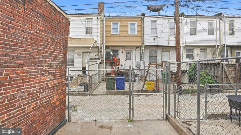 Image 32 of property listing at 502 N ROBINSON ST, Baltimore, MD 21205