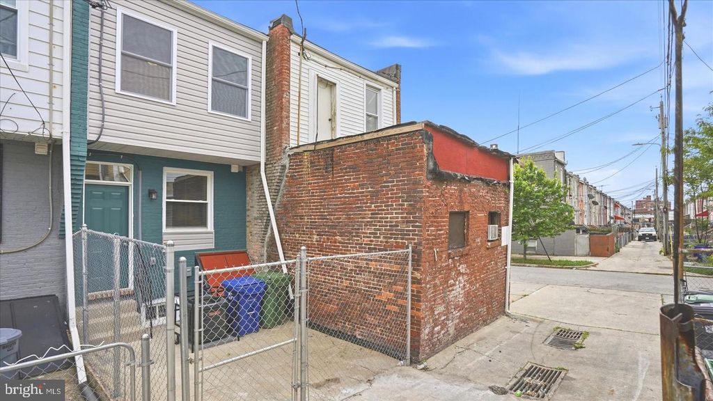 Image 34 of property listing at 502 N ROBINSON ST, Baltimore, MD 21205
