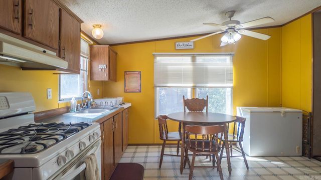 167 Timber Valley Road, Mammoth Spring, AR 72554