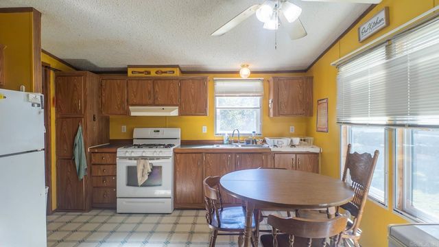 167 Timber Valley Road, Mammoth Spring, AR 72554