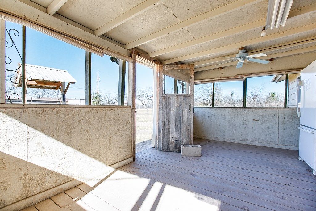 Image 26 of property listing at 7685 Gardenia Ave, San Angelo, TX 76901