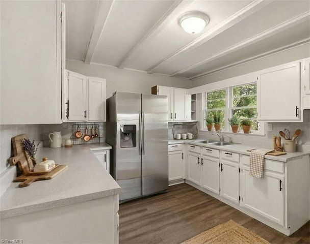 109 Pratt Road, Kernersville, NC 27284