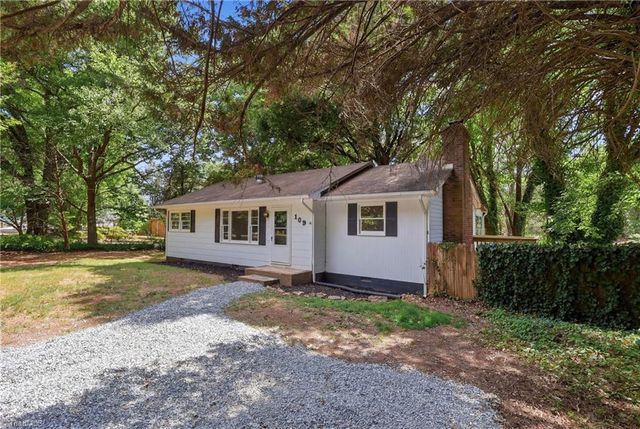 109 Pratt Road, Kernersville, NC 27284