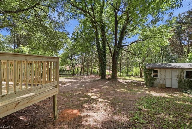109 Pratt Road, Kernersville, NC 27284
