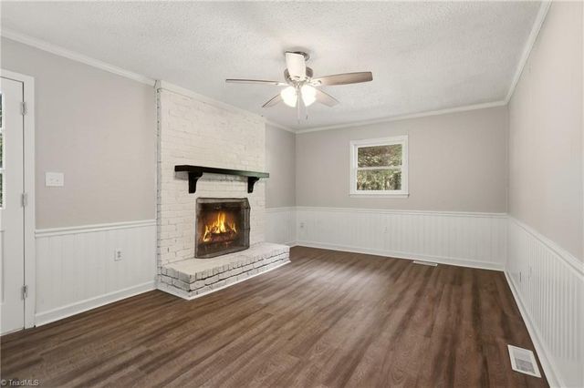 109 Pratt Road, Kernersville, NC 27284