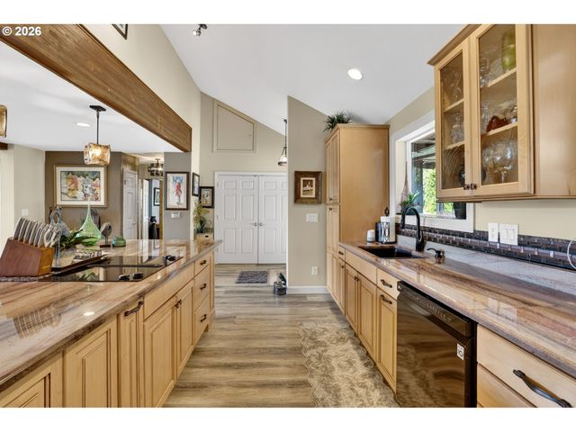 3550 Se HILLSIDE Dr, Milwaukie, OR 97267