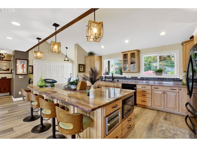 3550 Se HILLSIDE Dr, Milwaukie, OR 97267