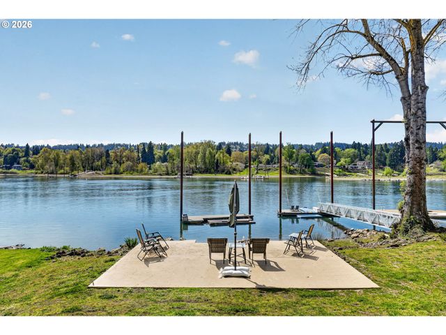 3550 Se HILLSIDE Dr, Milwaukie, OR 97267