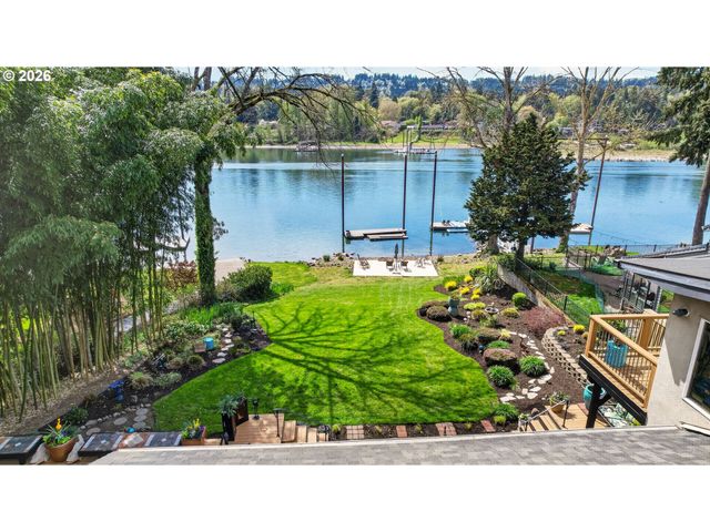 3550 Se HILLSIDE Dr, Milwaukie, OR 97267