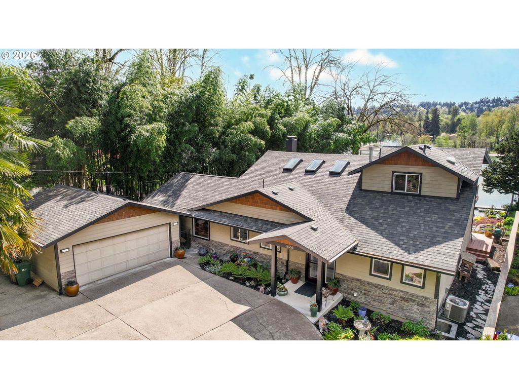 3550 Se HILLSIDE Dr, Milwaukie, OR 97267