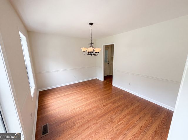 4615 Creek Bluff Drive, Buford, GA 30518