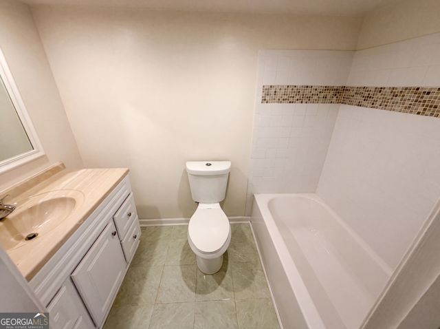 4615 Creek Bluff Drive, Buford, GA 30518
