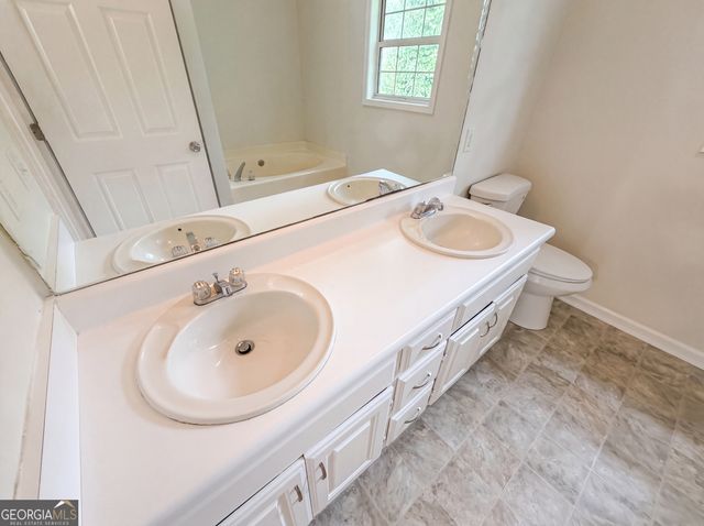 4615 Creek Bluff Drive, Buford, GA 30518