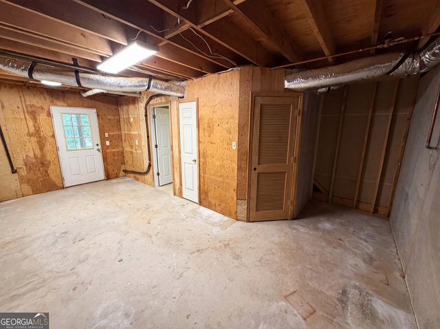 4615 Creek Bluff Drive, Buford, GA 30518