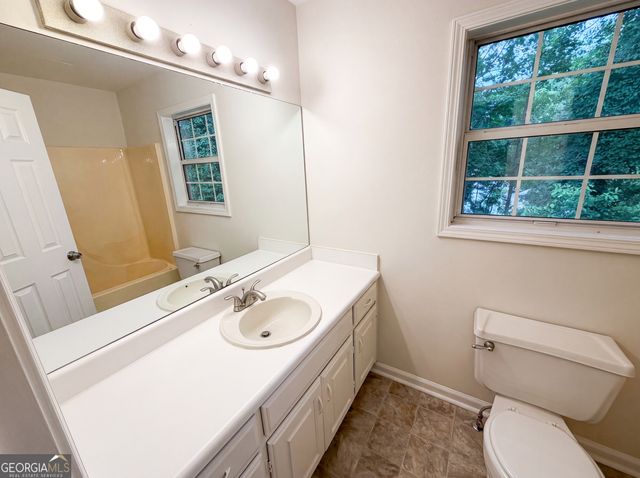 4615 Creek Bluff Drive, Buford, GA 30518