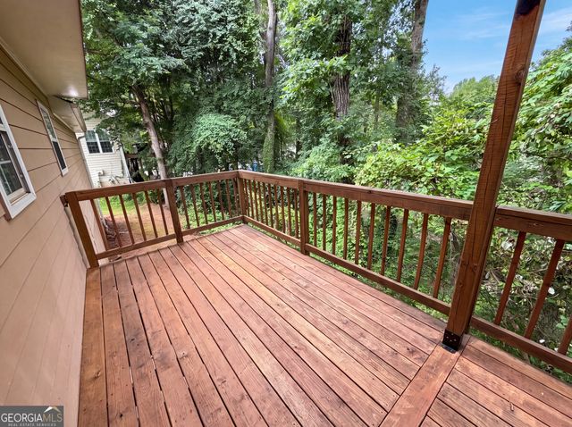 4615 Creek Bluff Drive, Buford, GA 30518