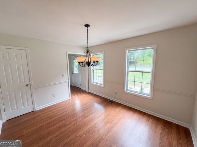 4615 Creek Bluff Drive, Buford, GA 30518
