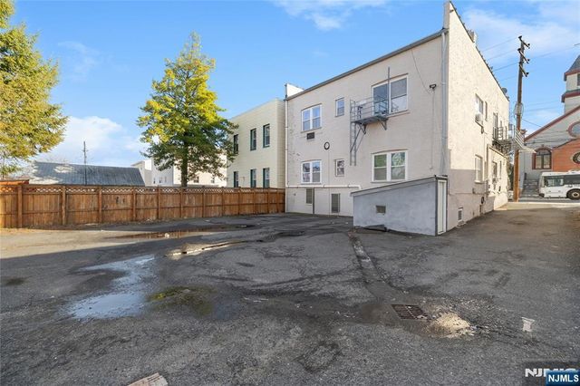 467 Hudson Street, Hackensack, NJ 07601