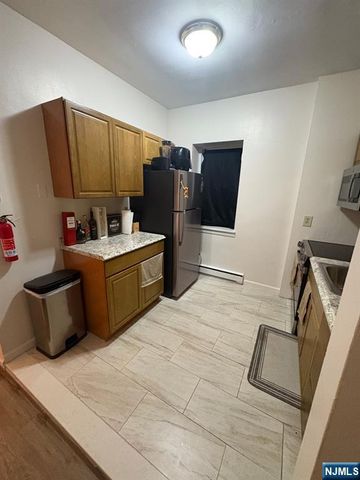 467 Hudson Street, Hackensack, NJ 07601