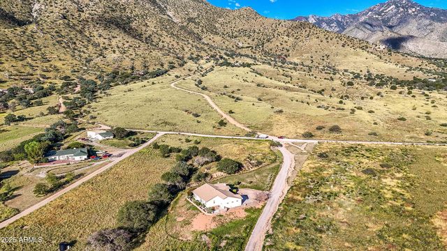 10449 S STONE RIDGE Road, Hereford, AZ 85615