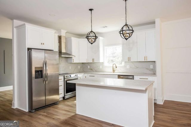 2227 Stone Drive SW, Lilburn, GA 30047