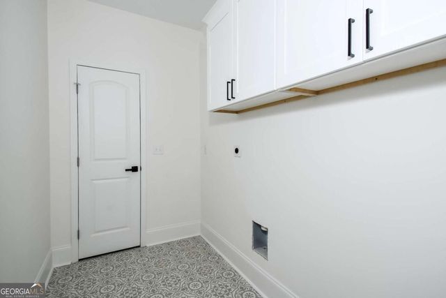 2227 Stone Drive SW, Lilburn, GA 30047