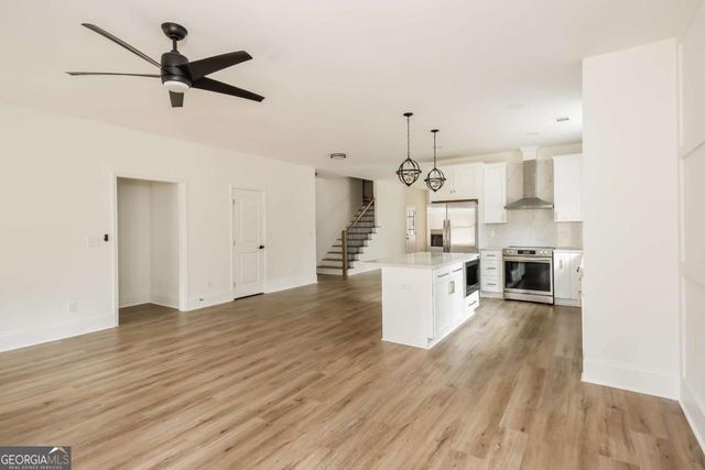 2227 Stone Drive SW, Lilburn, GA 30047