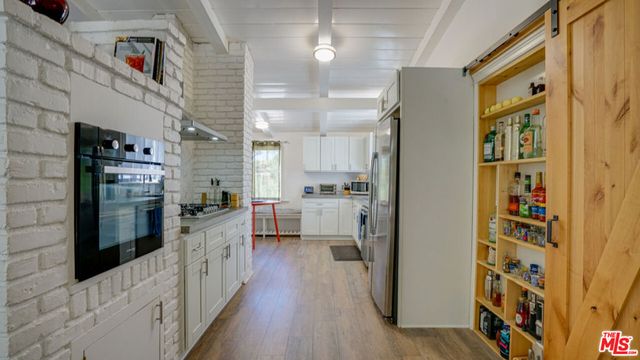 9790 Shadow Island Drive, Shadow Hills, CA 91040