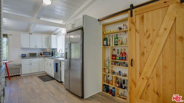 9790 Shadow Island Drive, Shadow Hills, CA 91040