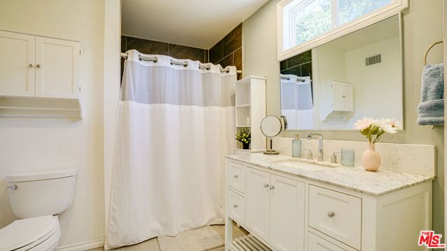 9790 Shadow Island Drive, Shadow Hills, CA 91040