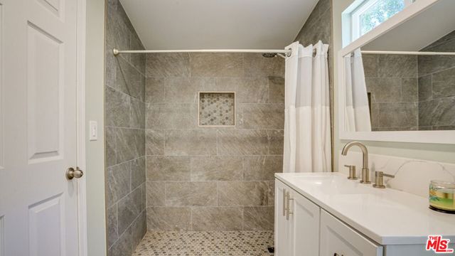 9790 Shadow Island Drive, Shadow Hills, CA 91040